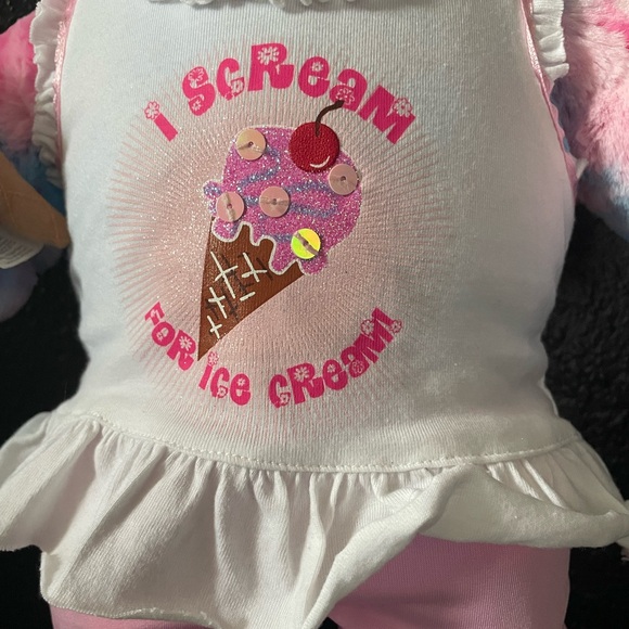 Baskin Robbins bubblegum build a bear - Picture 4 of 9